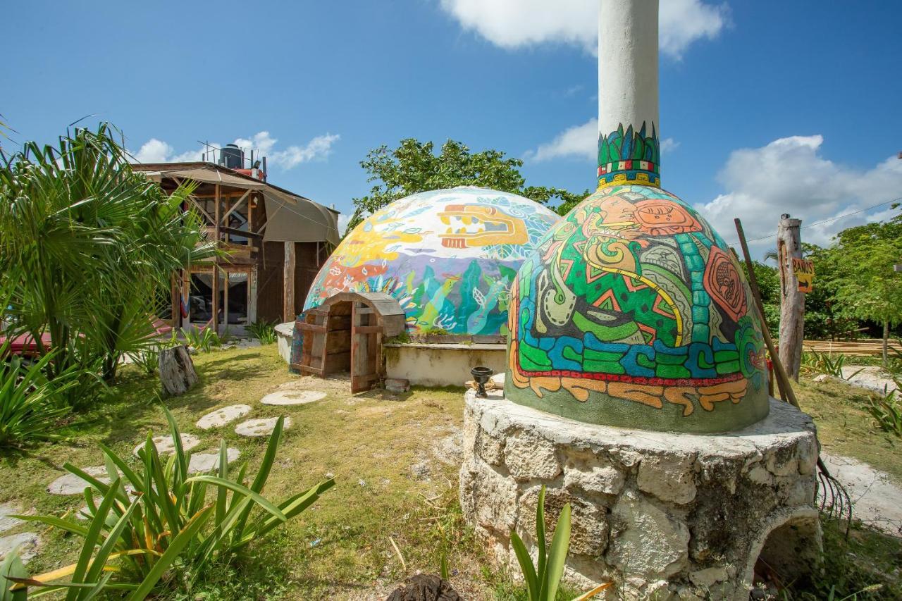Oyo Blue Kay Mahahual Hotel Bagian luar foto