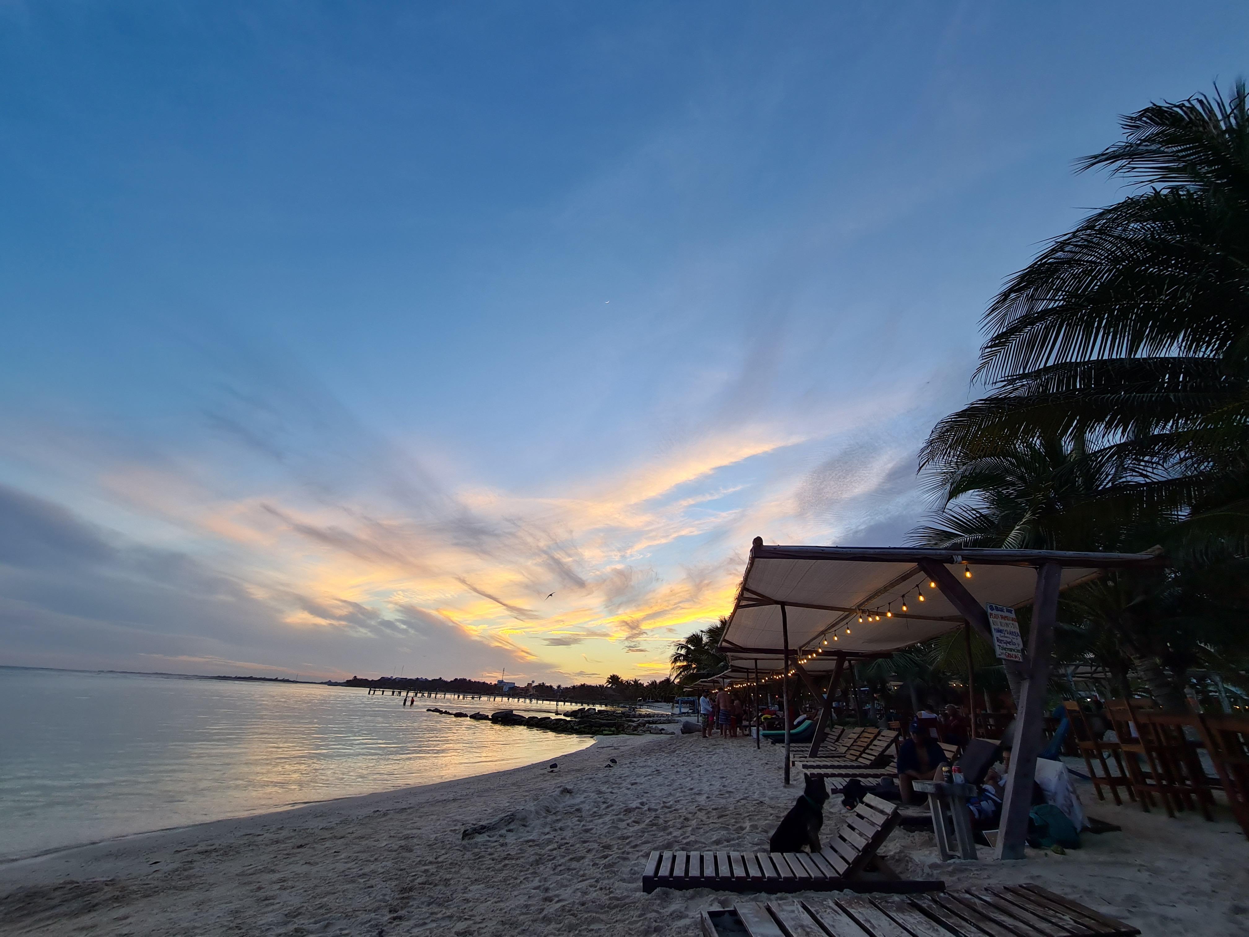 Oyo Blue Kay Mahahual Hotel Bagian luar foto