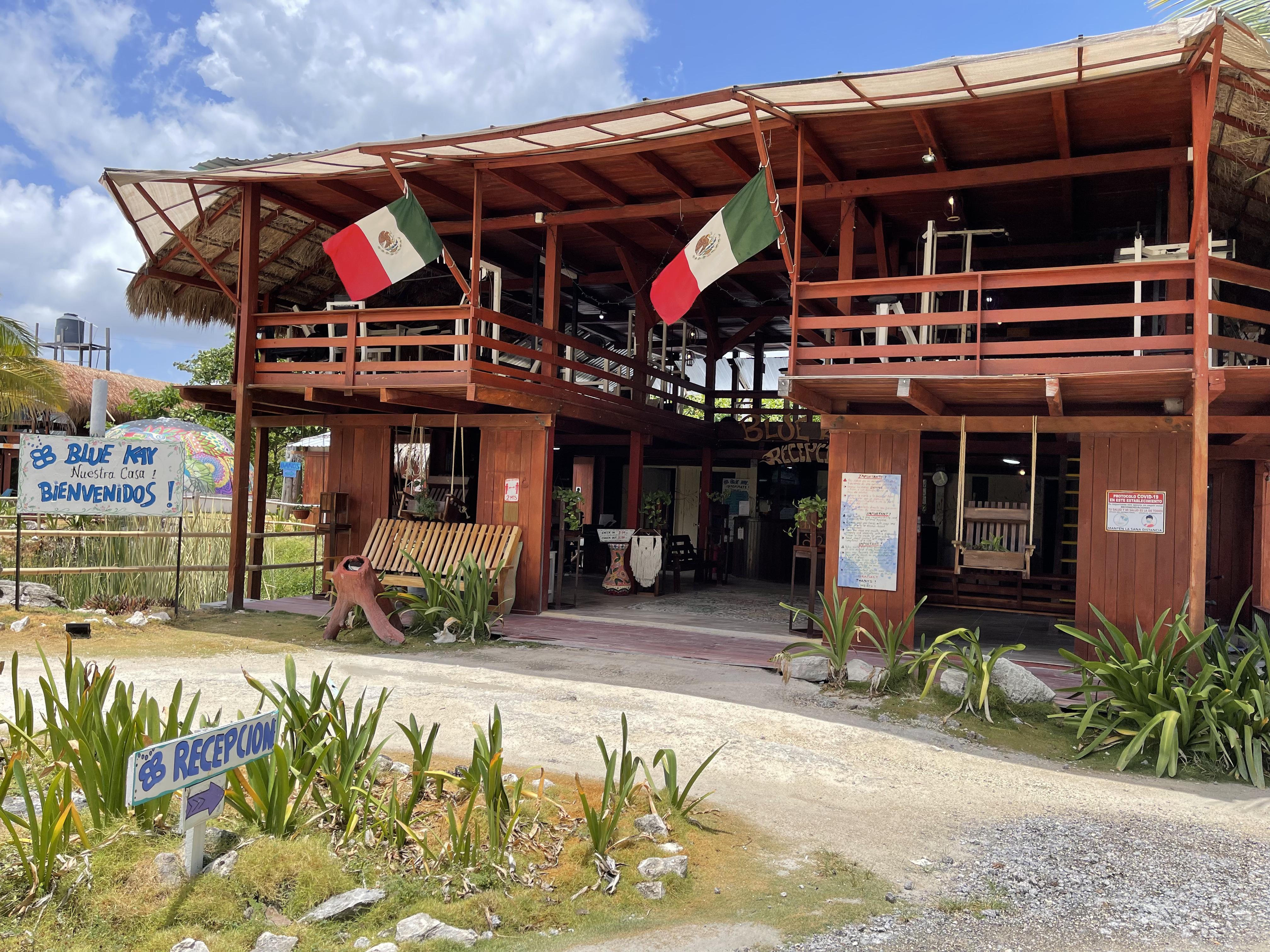 Oyo Blue Kay Mahahual Hotel Bagian luar foto